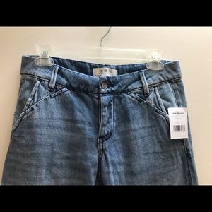 Brand New Free People Wide Leg Jeans size 25!